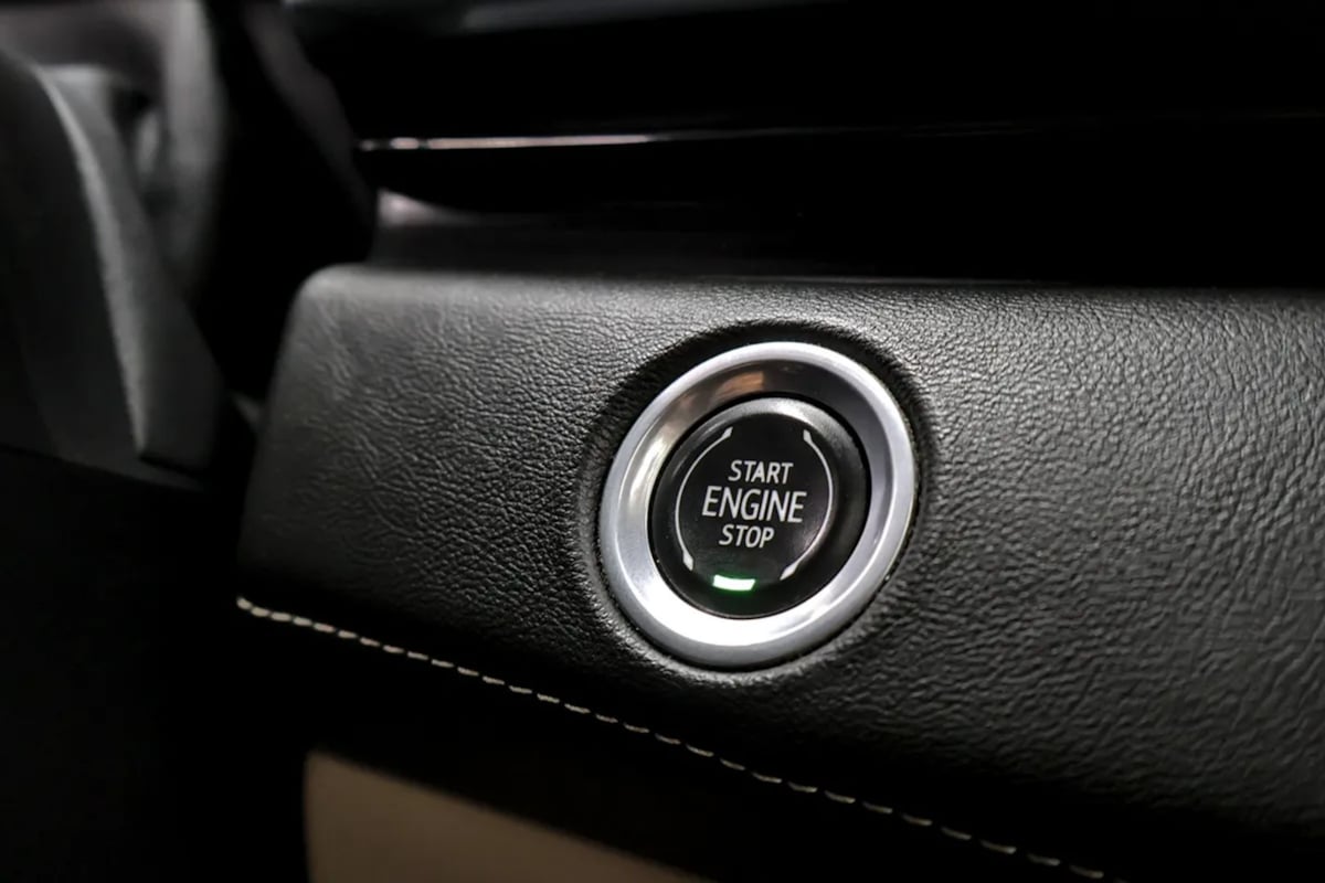 Cadillac Escalade ESV photo 29