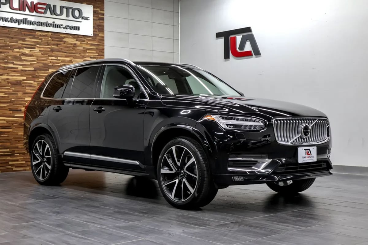 Volvo XC90 photo 2