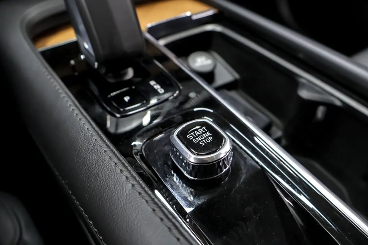 Volvo XC90 photo 19