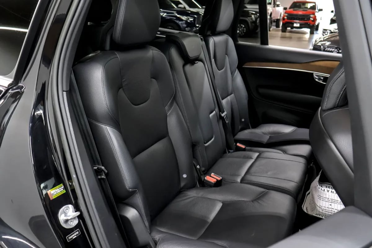 Volvo XC90 photo 30