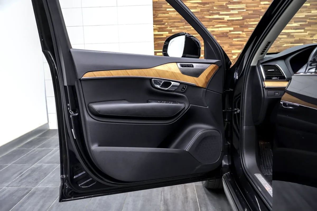 Volvo XC90 photo 37