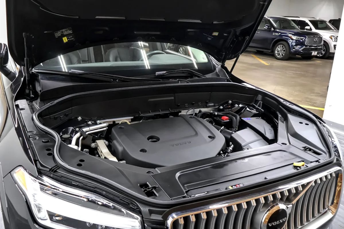 Volvo XC90 photo 44