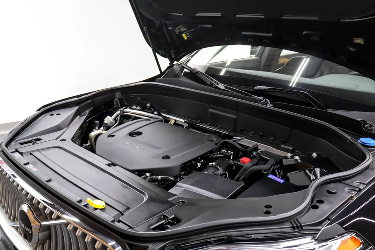 Volvo XC90 photo 45