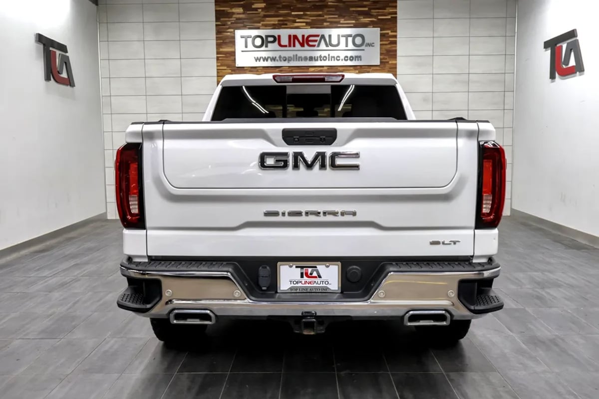 GMC Sierra photo 8