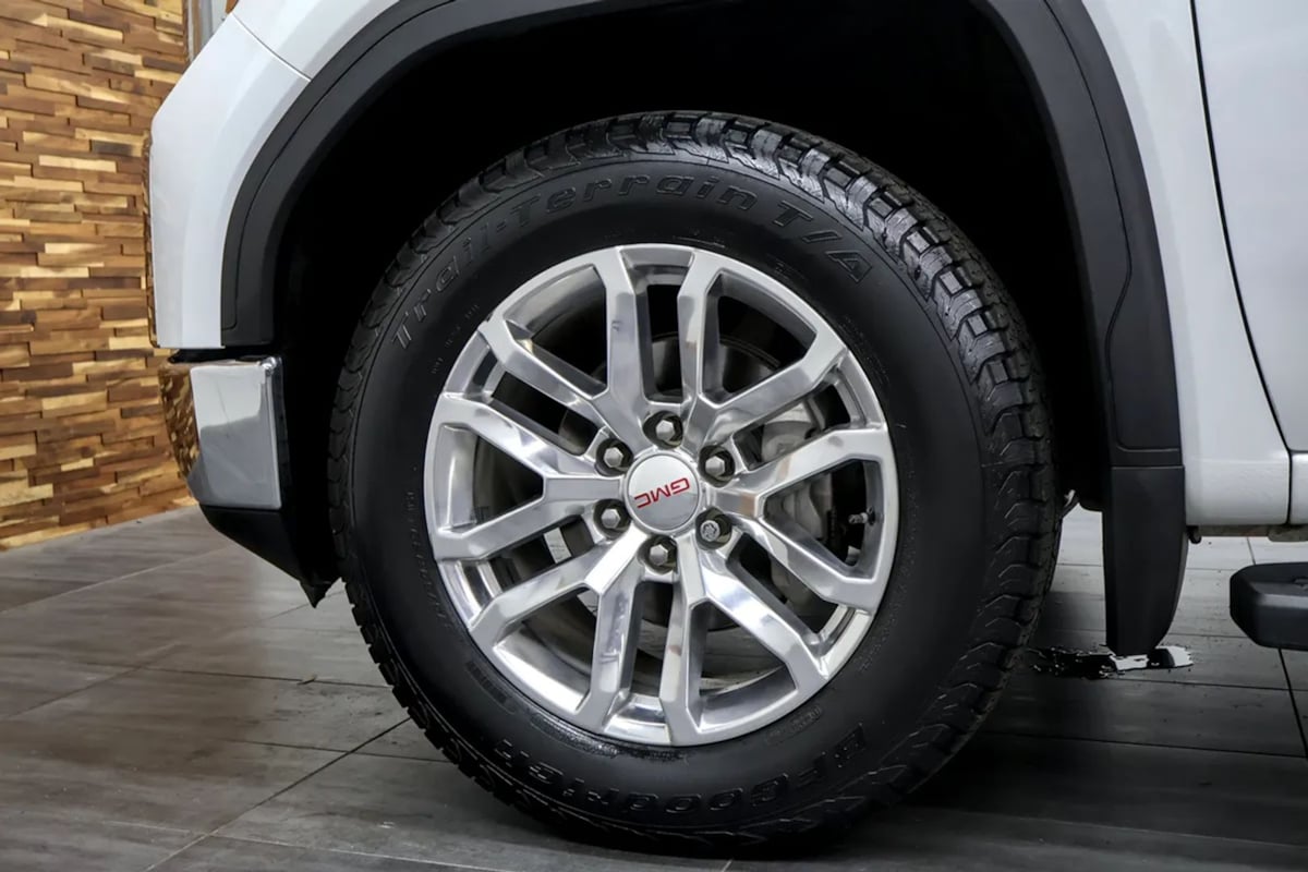 GMC Sierra photo 41