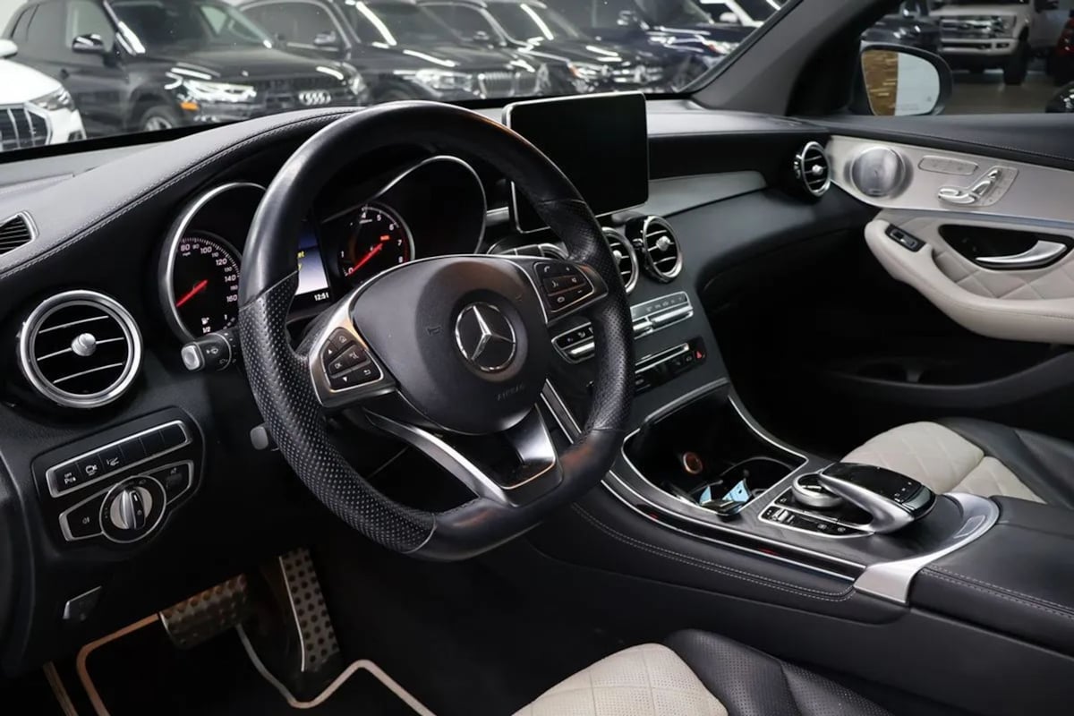 Mercedes-Benz GLC photo 4