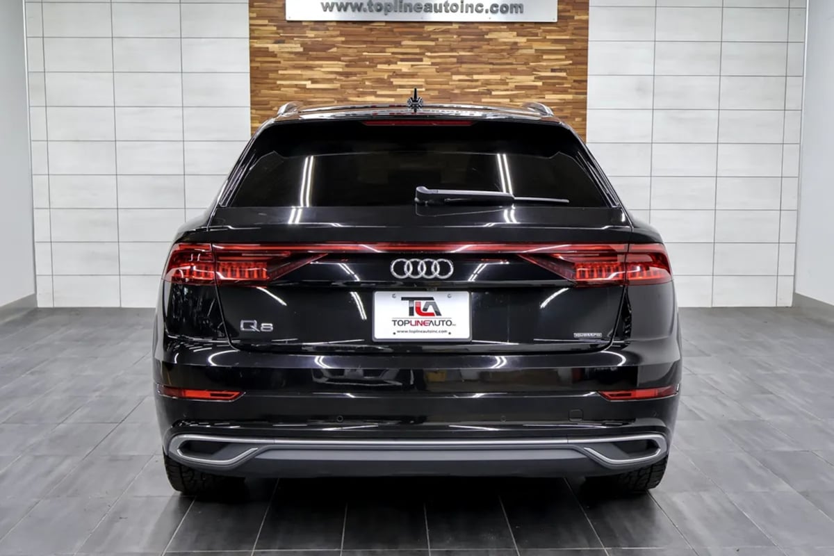 Audi Q8 photo 8