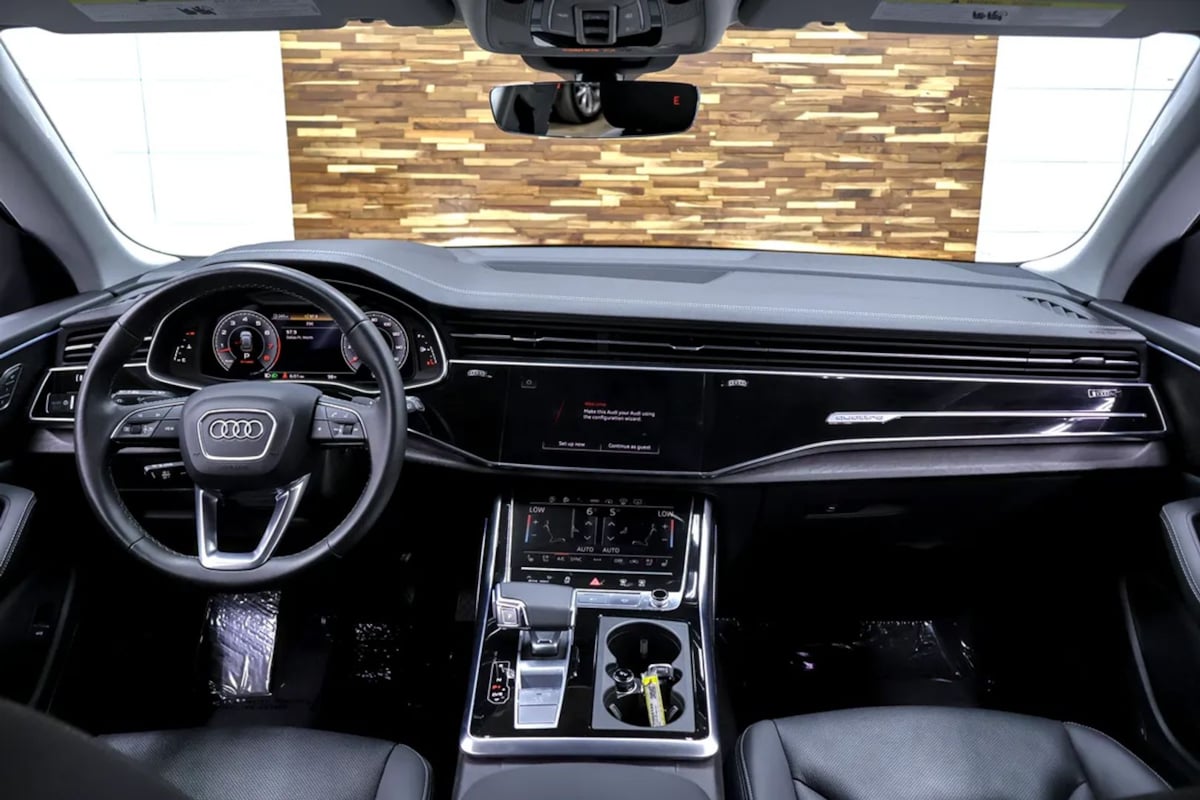 Audi Q8 photo 11