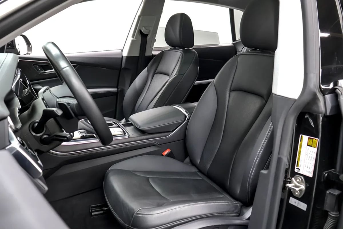 Audi Q8 photo 27