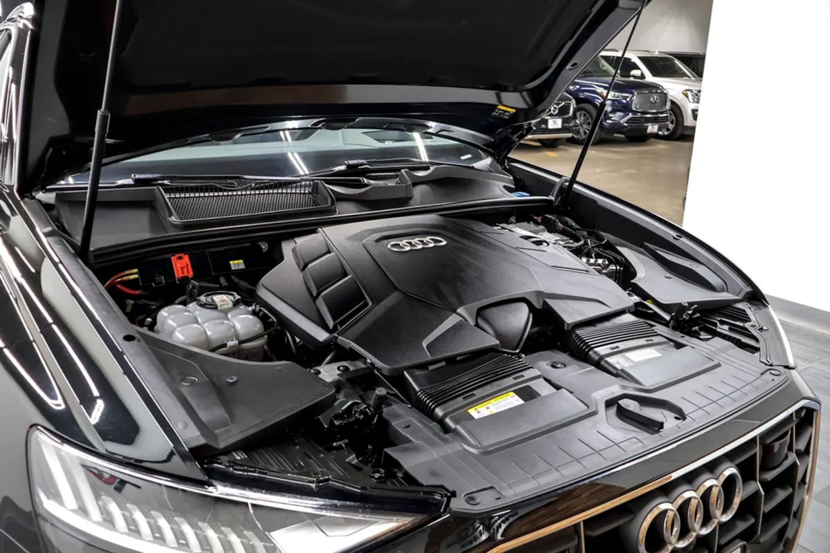 Audi Q8 photo 42
