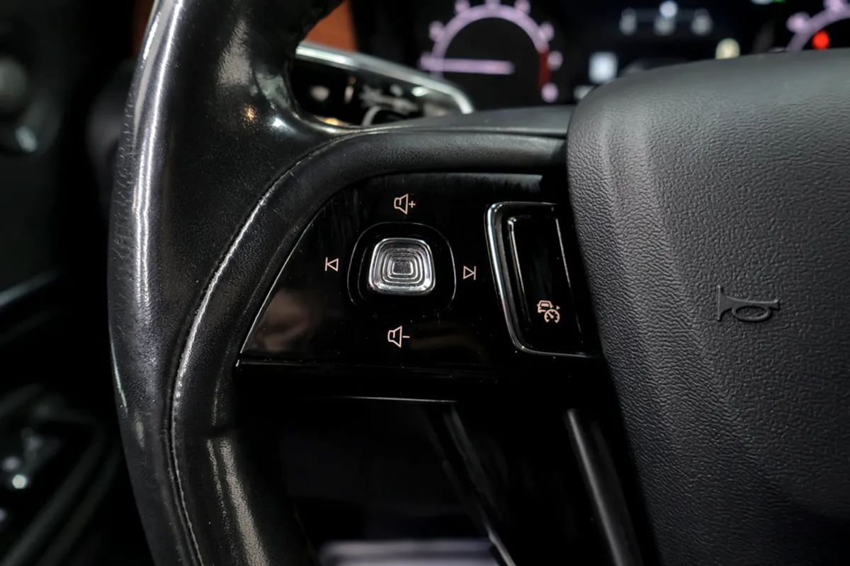Lincoln Corsair photo 14