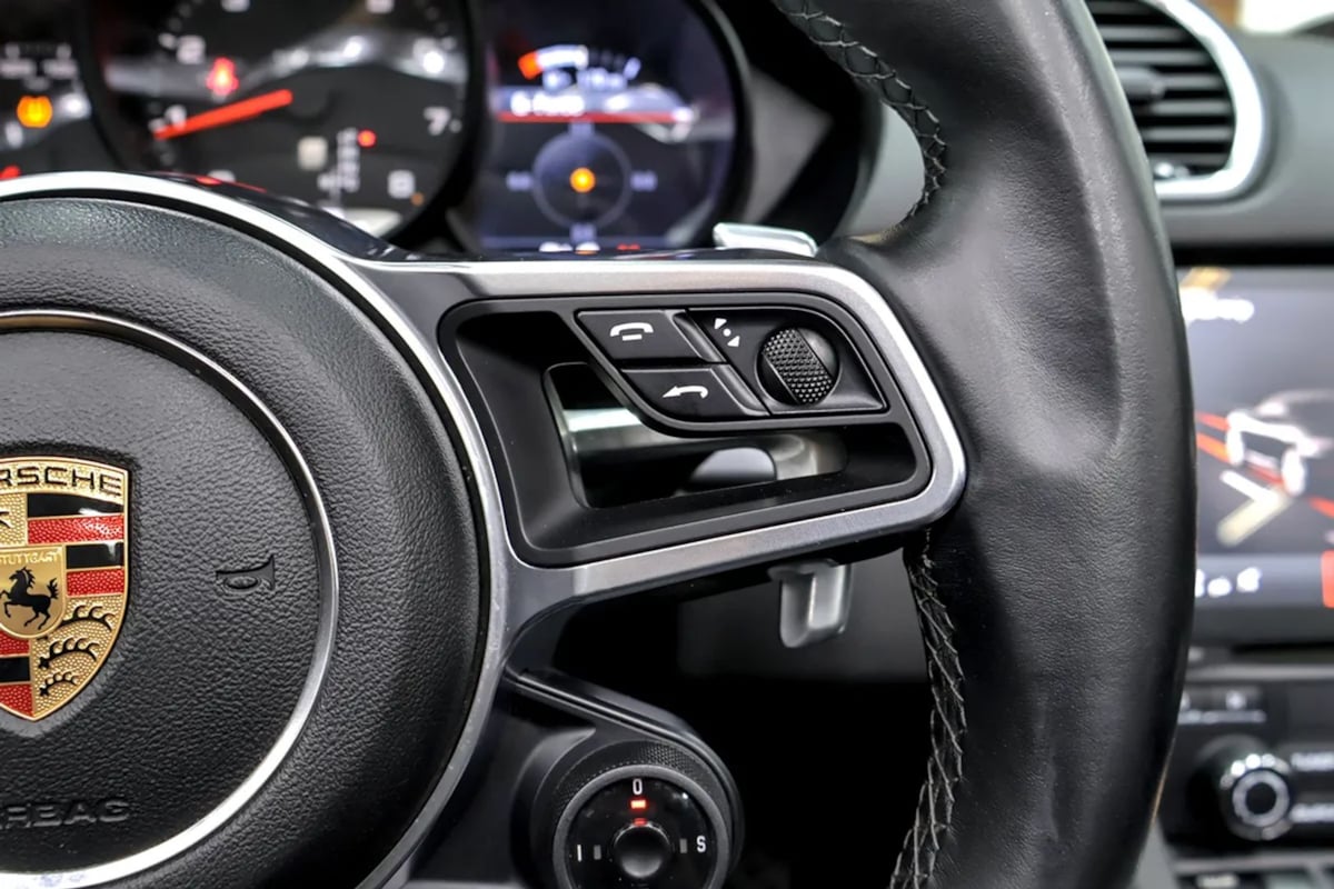 Porsche 718 Boxster photo 14