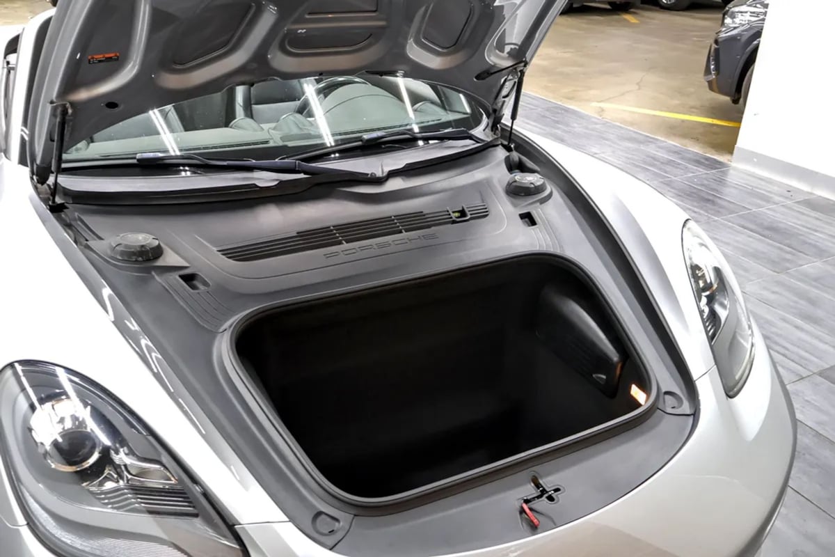 Porsche 718 Boxster photo 36