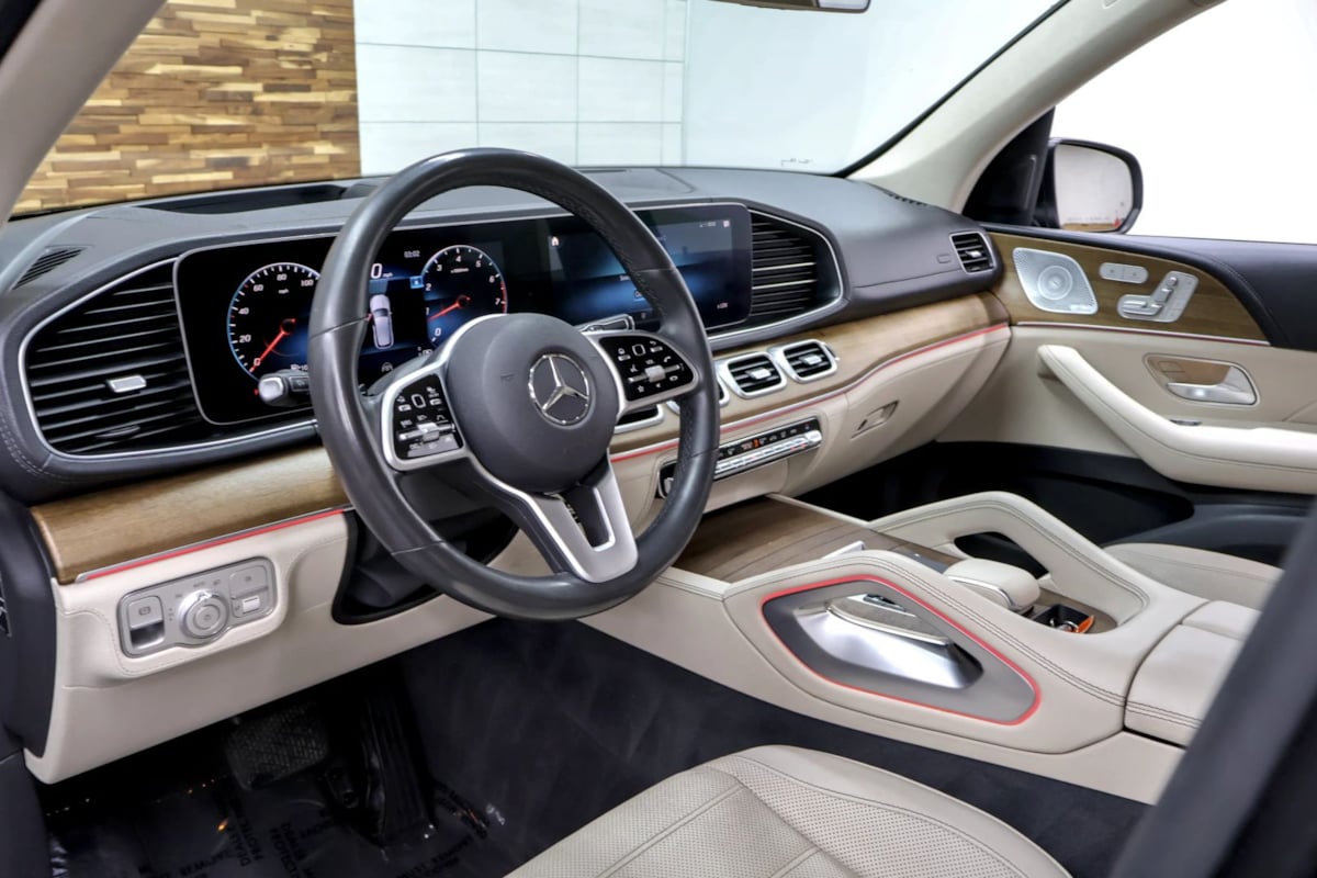 Mercedes-Benz GLE photo 9
