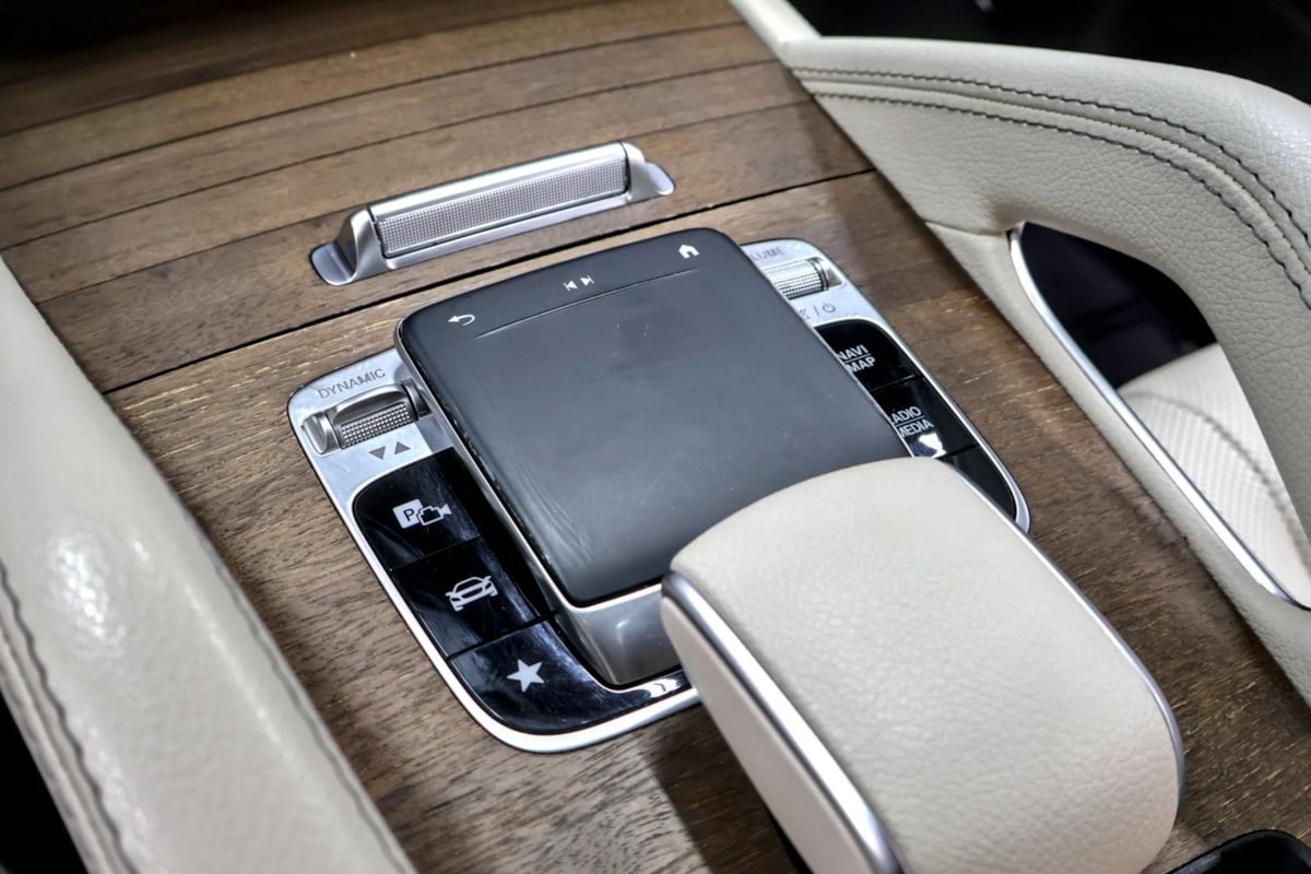 Mercedes-Benz GLE photo 17
