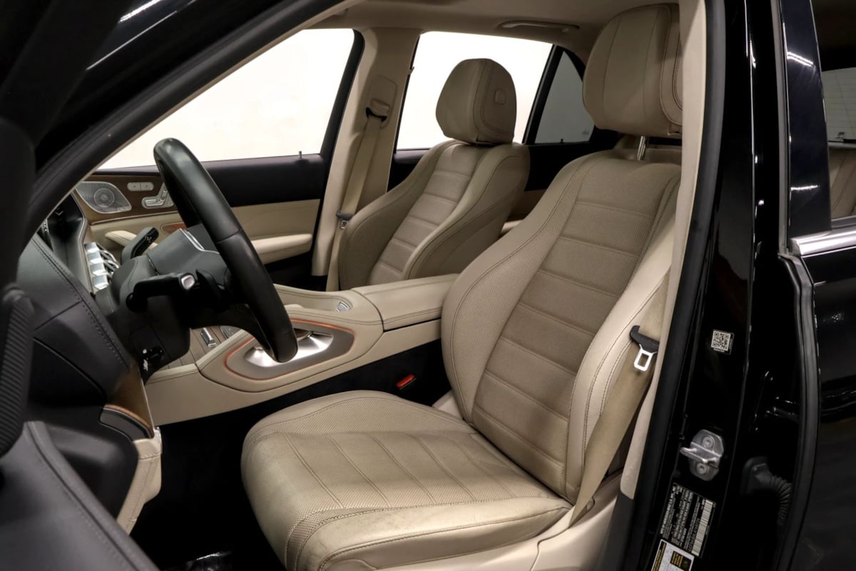 Mercedes-Benz GLE photo 27