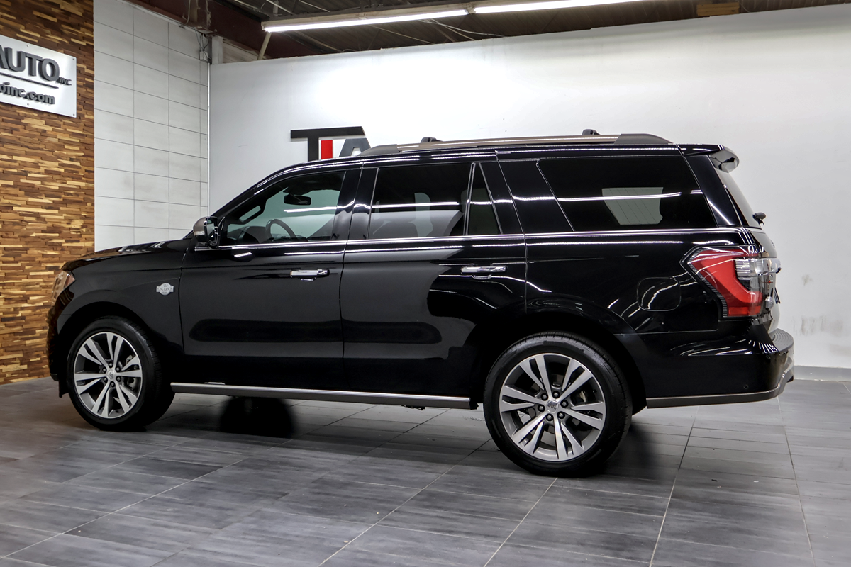 Ford Expedition photo 6
