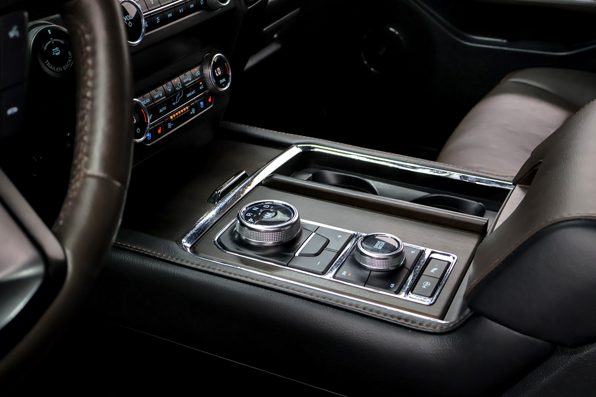Ford Expedition photo 17