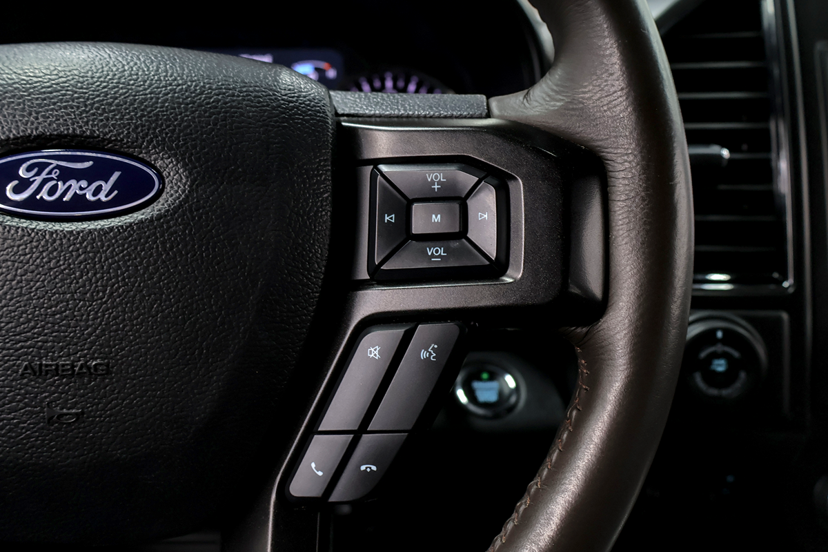 Ford Expedition photo 15