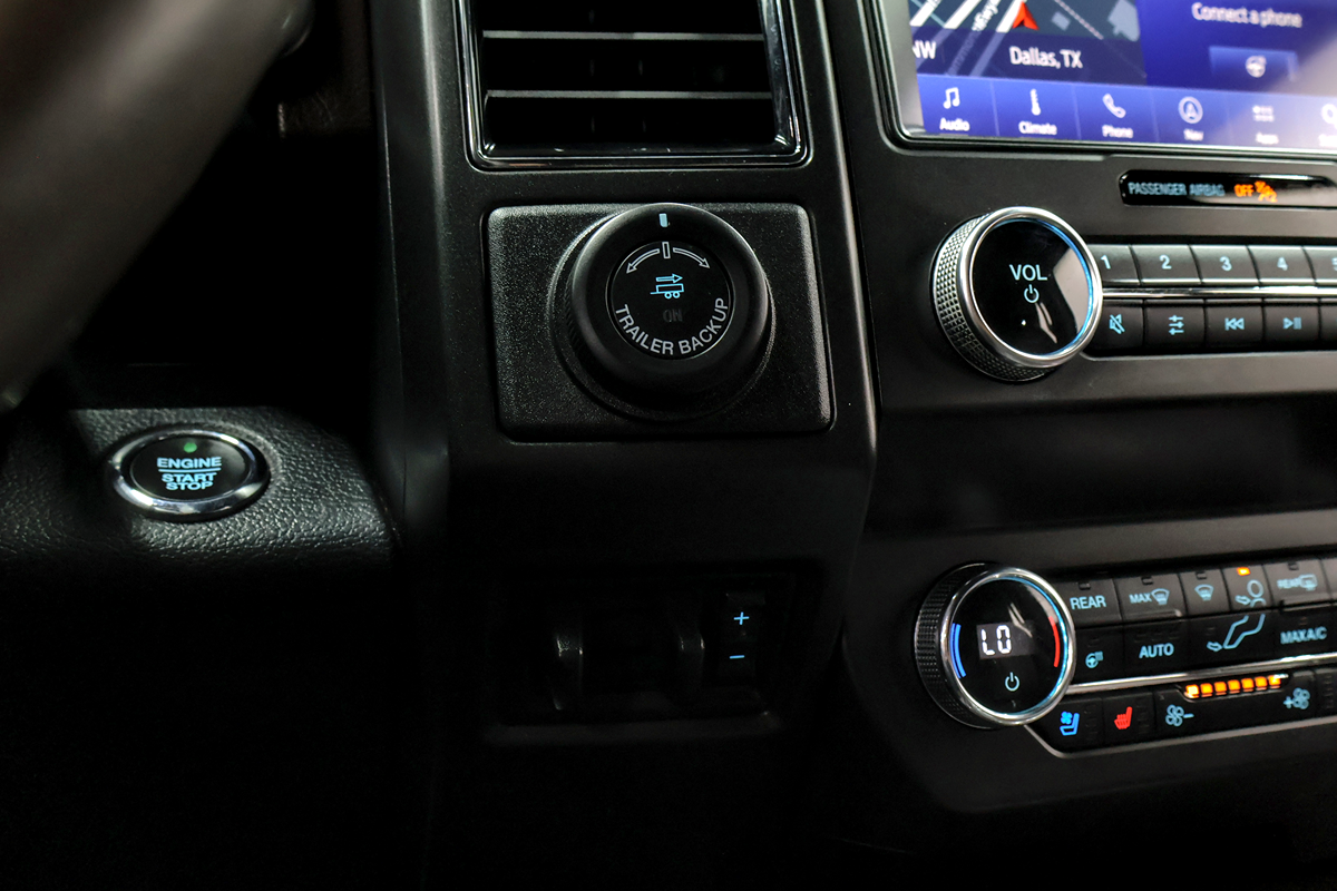 Ford Expedition photo 22