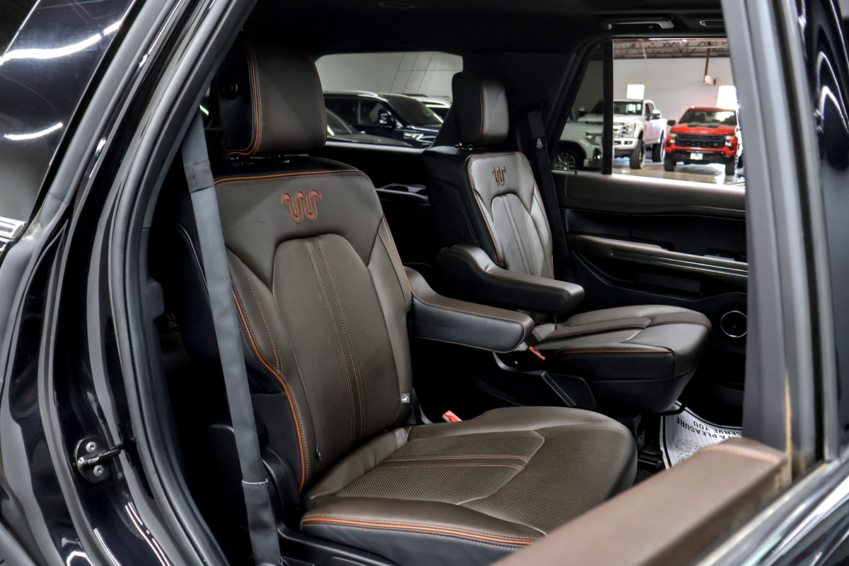 Ford Expedition photo 32