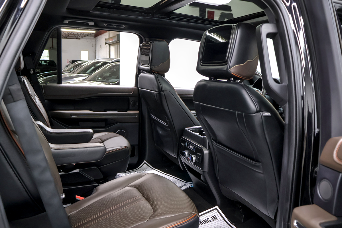 Ford Expedition photo 33