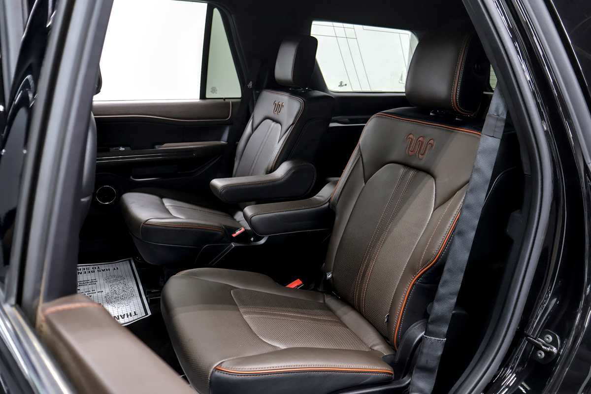 Ford Expedition photo 34