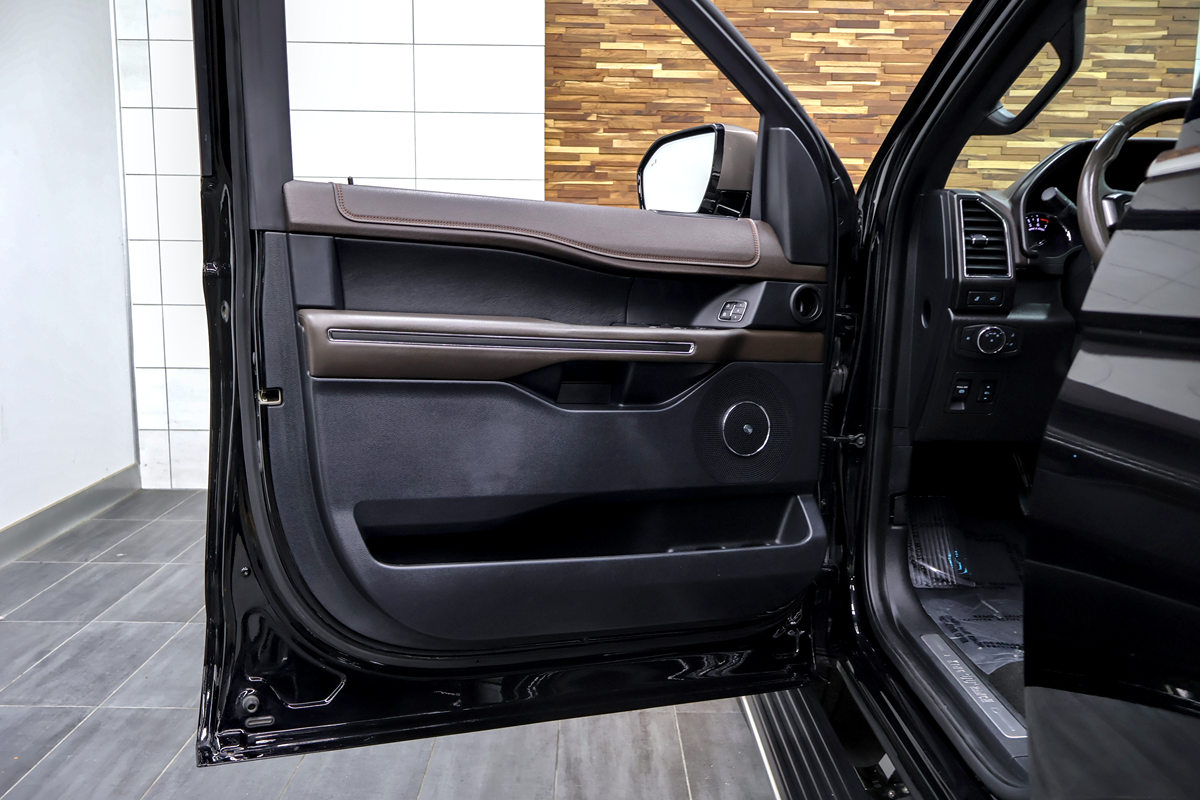 Ford Expedition photo 40