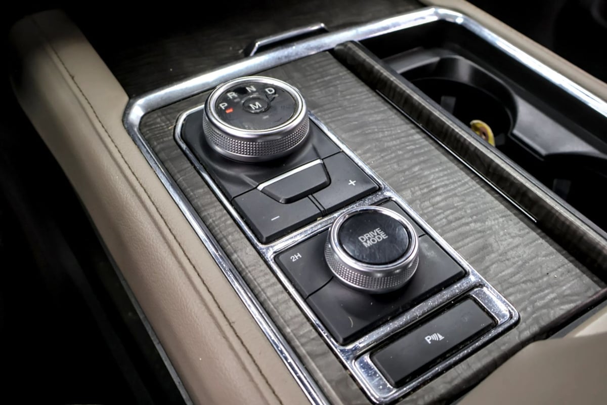 Ford Expedition MAX photo 18