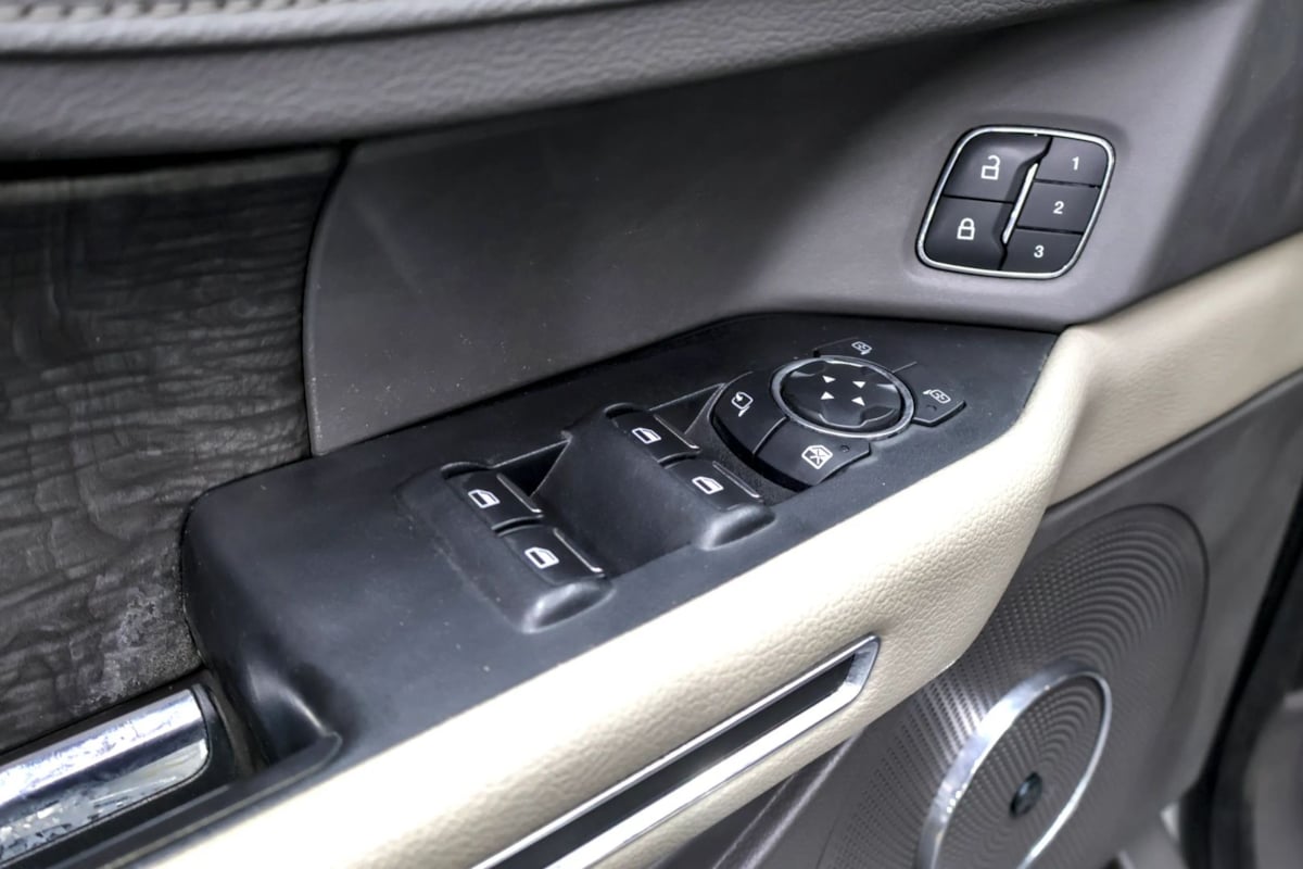 Ford Expedition MAX photo 36