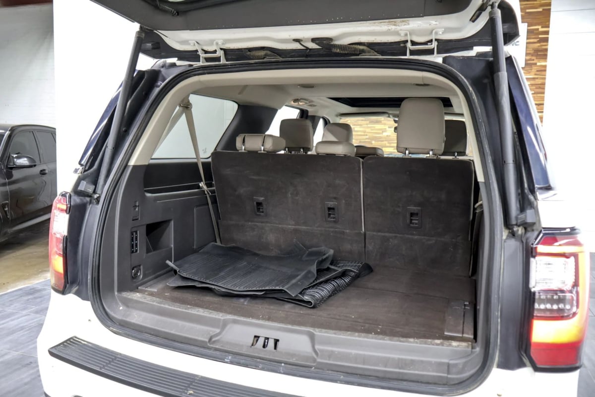 Ford Expedition MAX photo 46