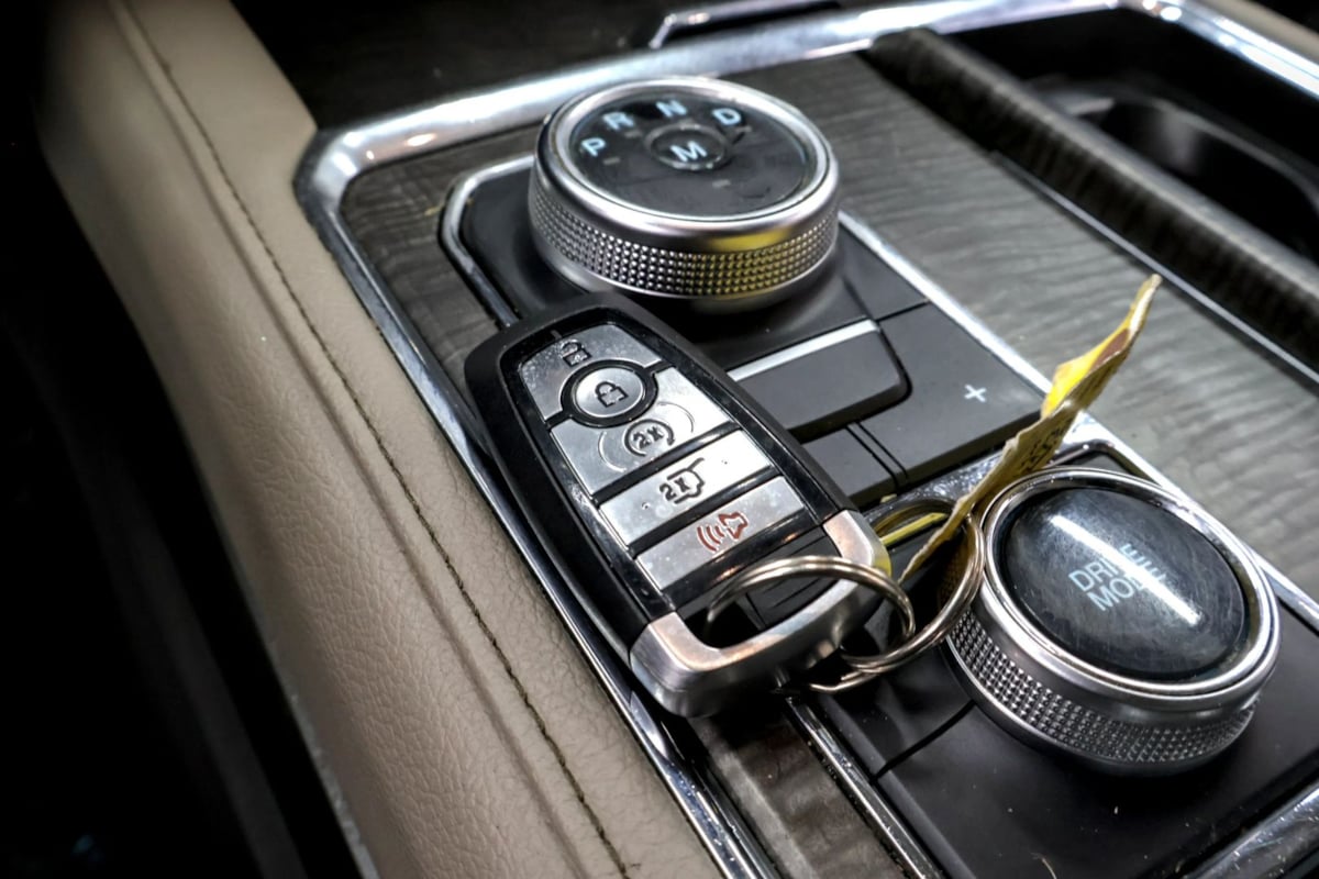Ford Expedition MAX photo 48