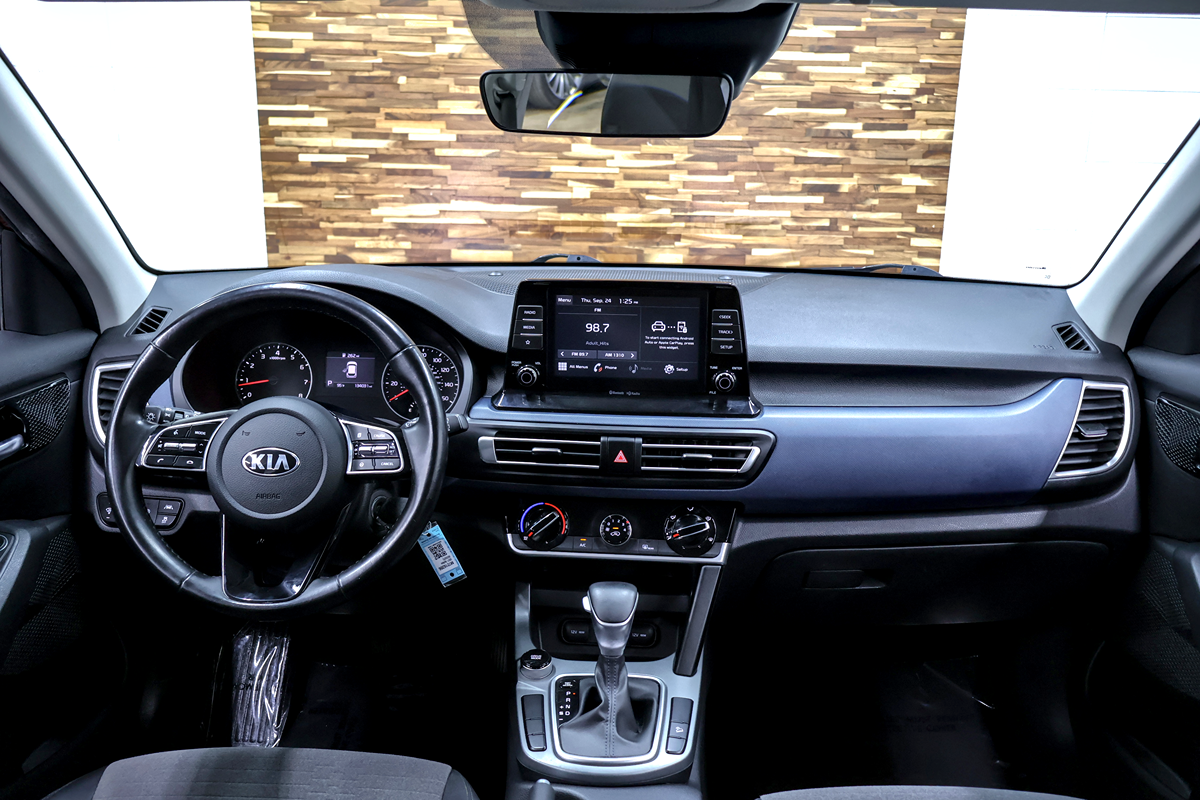 Kia Seltos photo 11