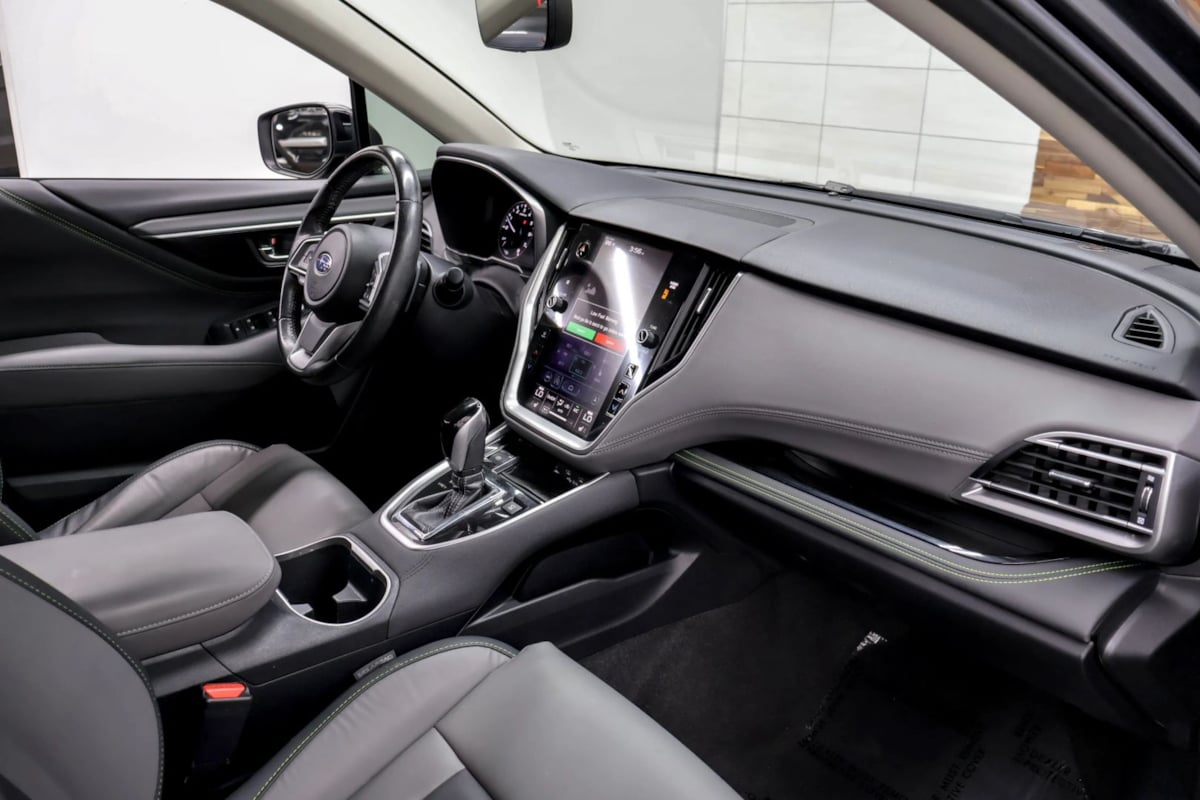 Subaru Outback photo 12