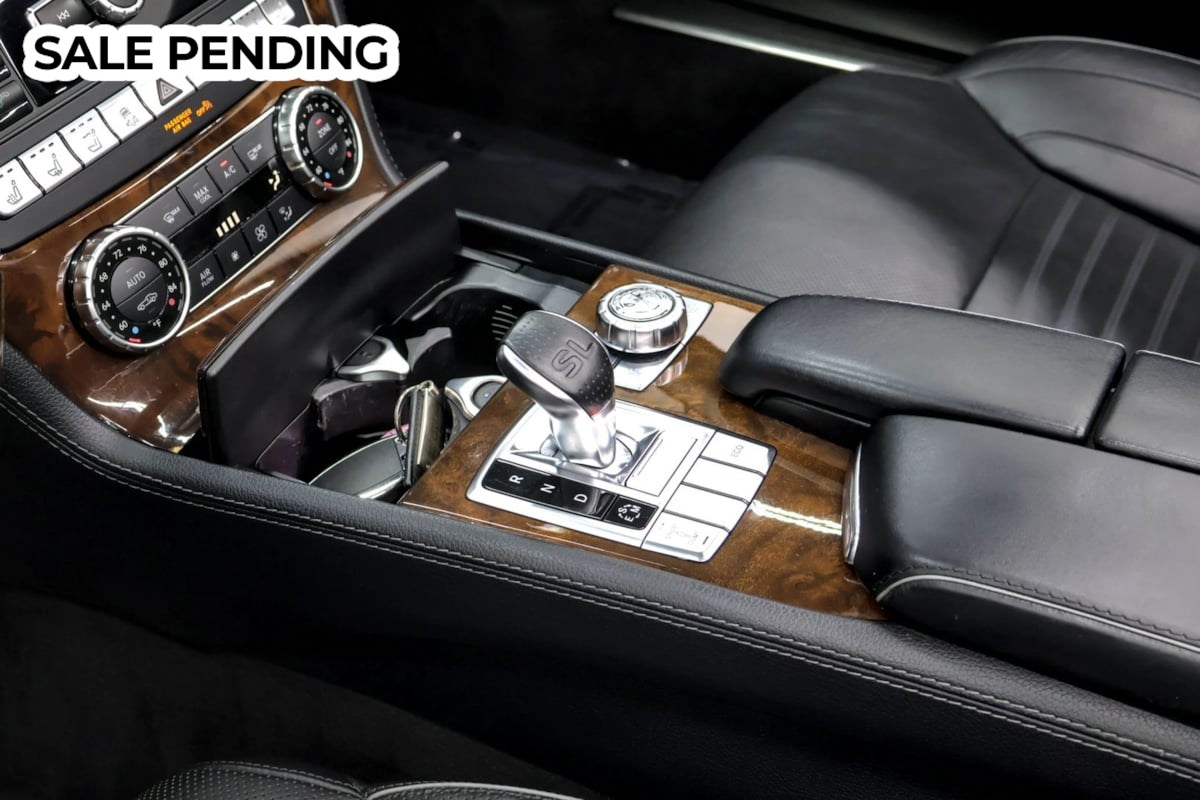 Mercedes-Benz SL 550 photo 17