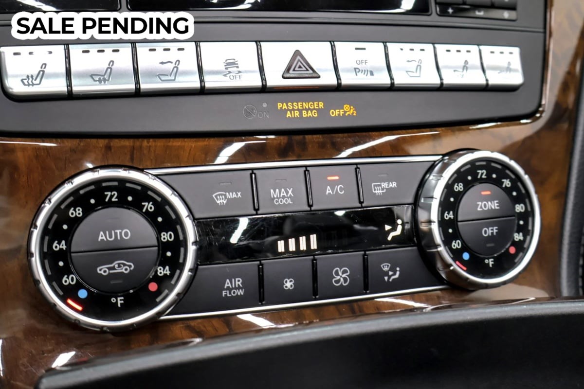 Mercedes-Benz SL 550 photo 21
