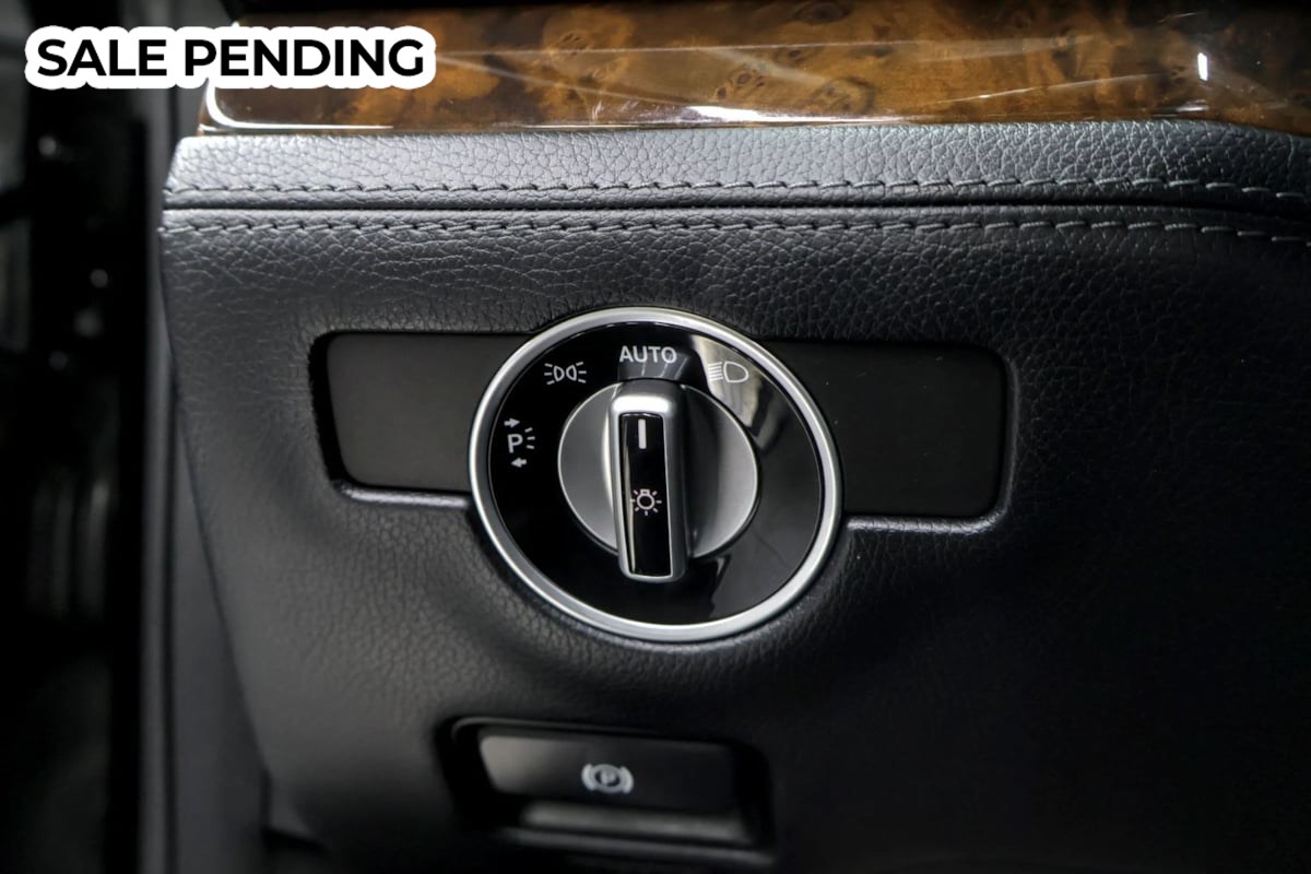 Mercedes-Benz SL 550 photo 26