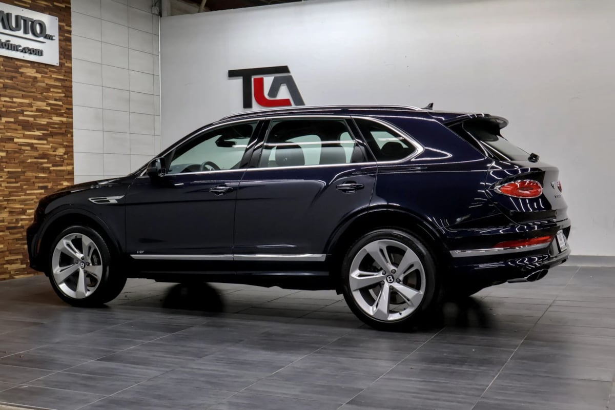 Bentley Bentayga photo 6