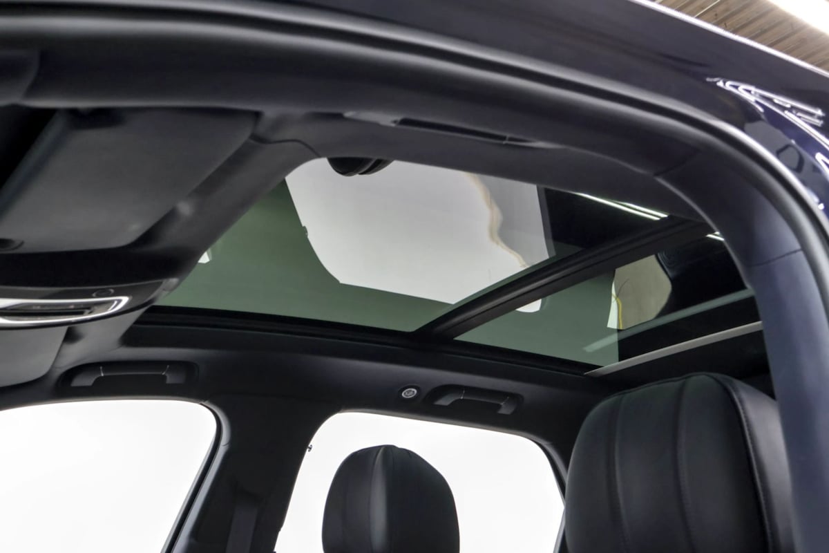 Bentley Bentayga photo 28