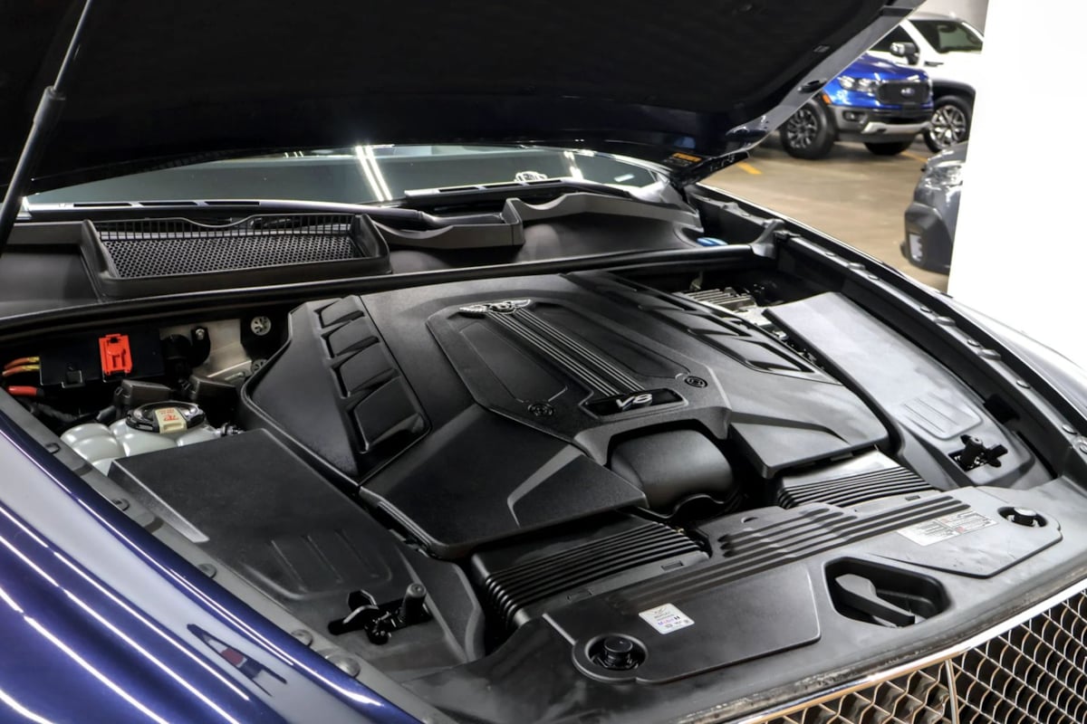 Bentley Bentayga photo 44