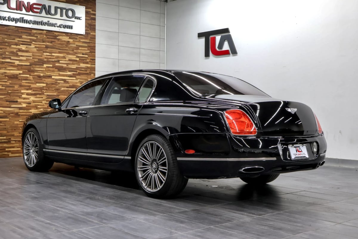 Bentley Flying Spur photo 7