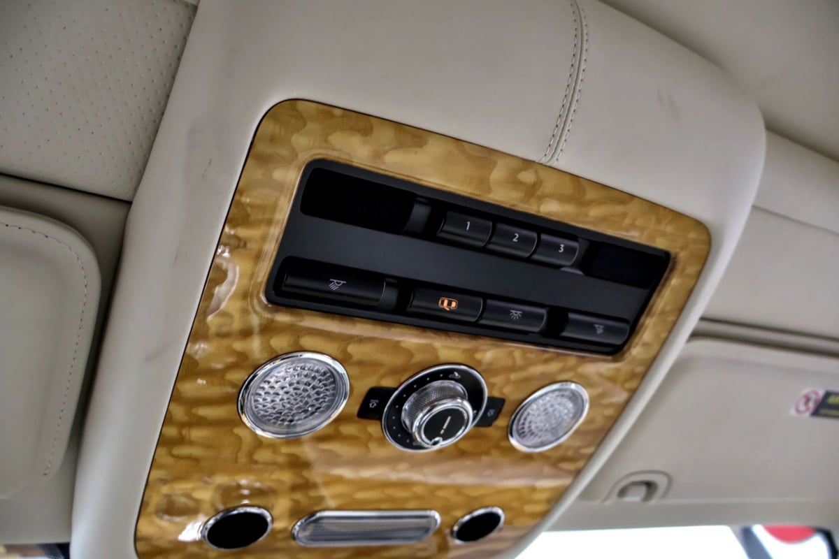 Bentley Flying Spur photo 27