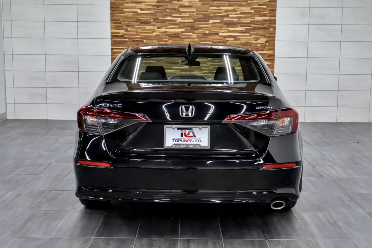 Honda Civic photo 8