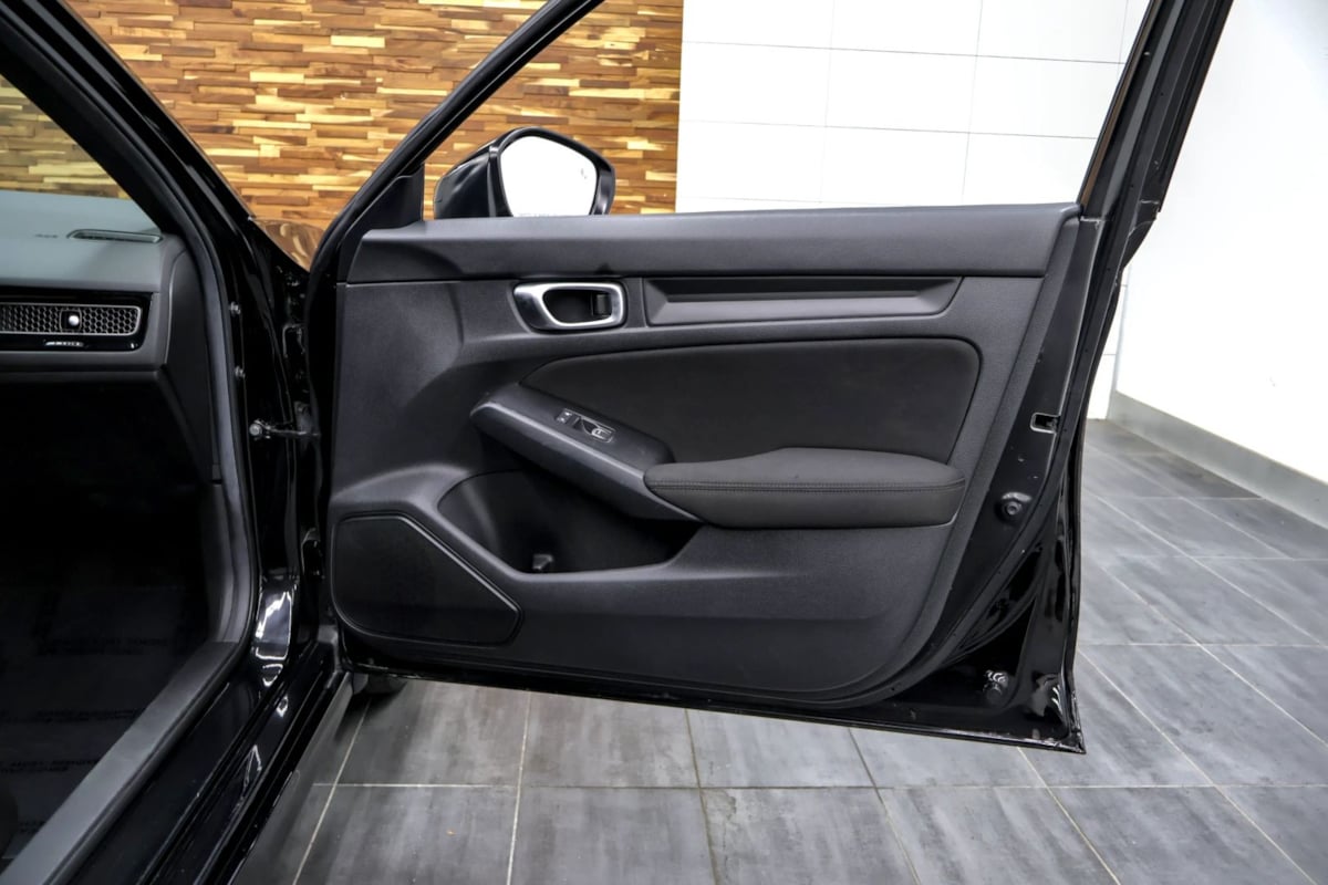Honda Civic photo 36