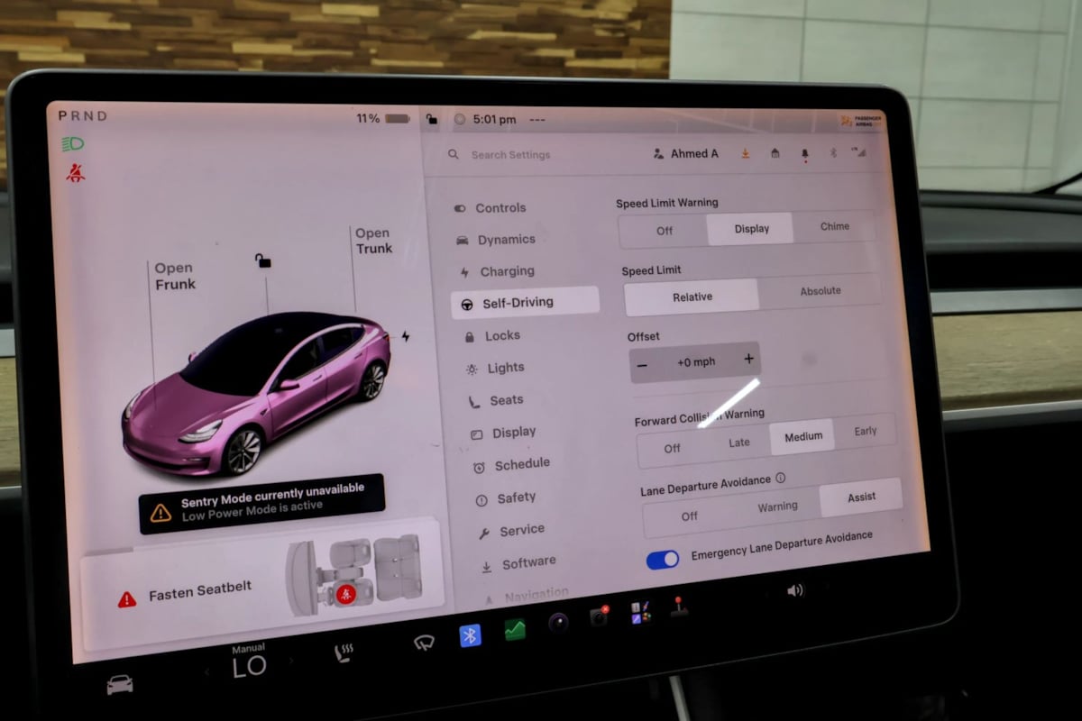 Tesla Model 3 photo 20
