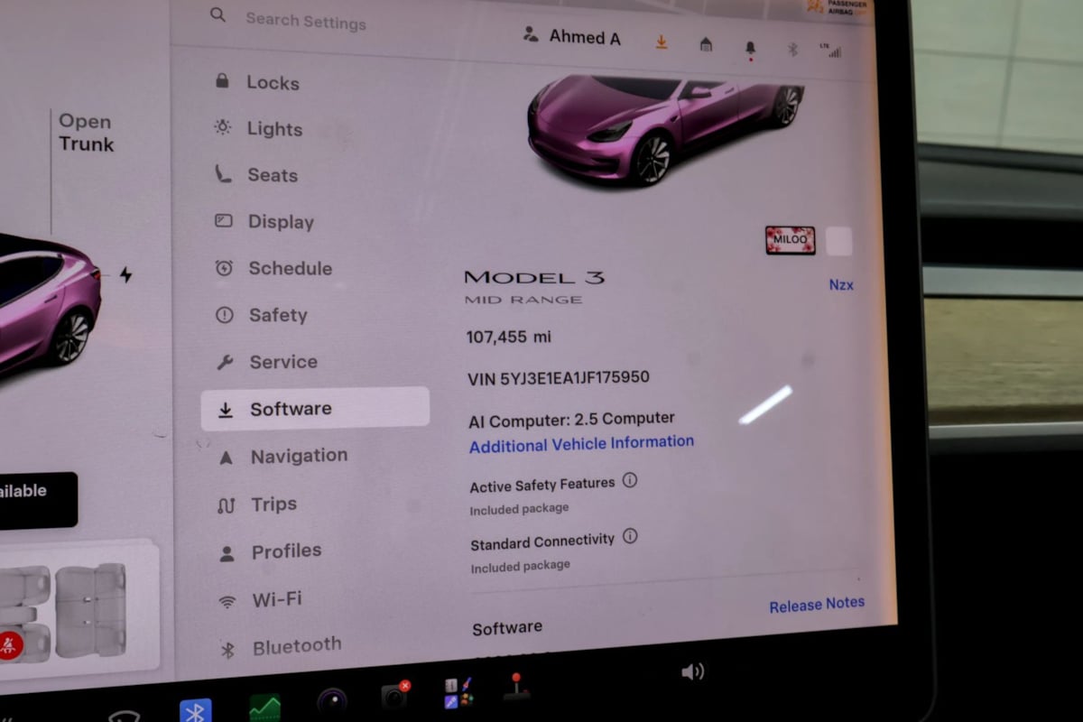 Tesla Model 3 photo 22