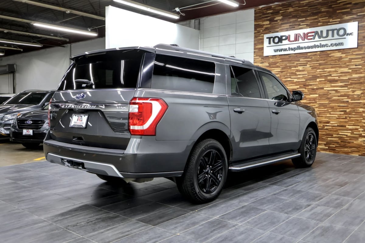 Ford Expedition MAX photo 9