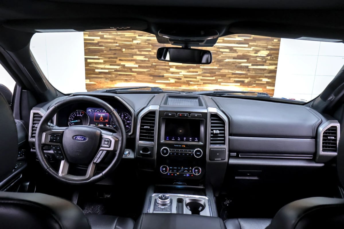 Ford Expedition MAX photo 11