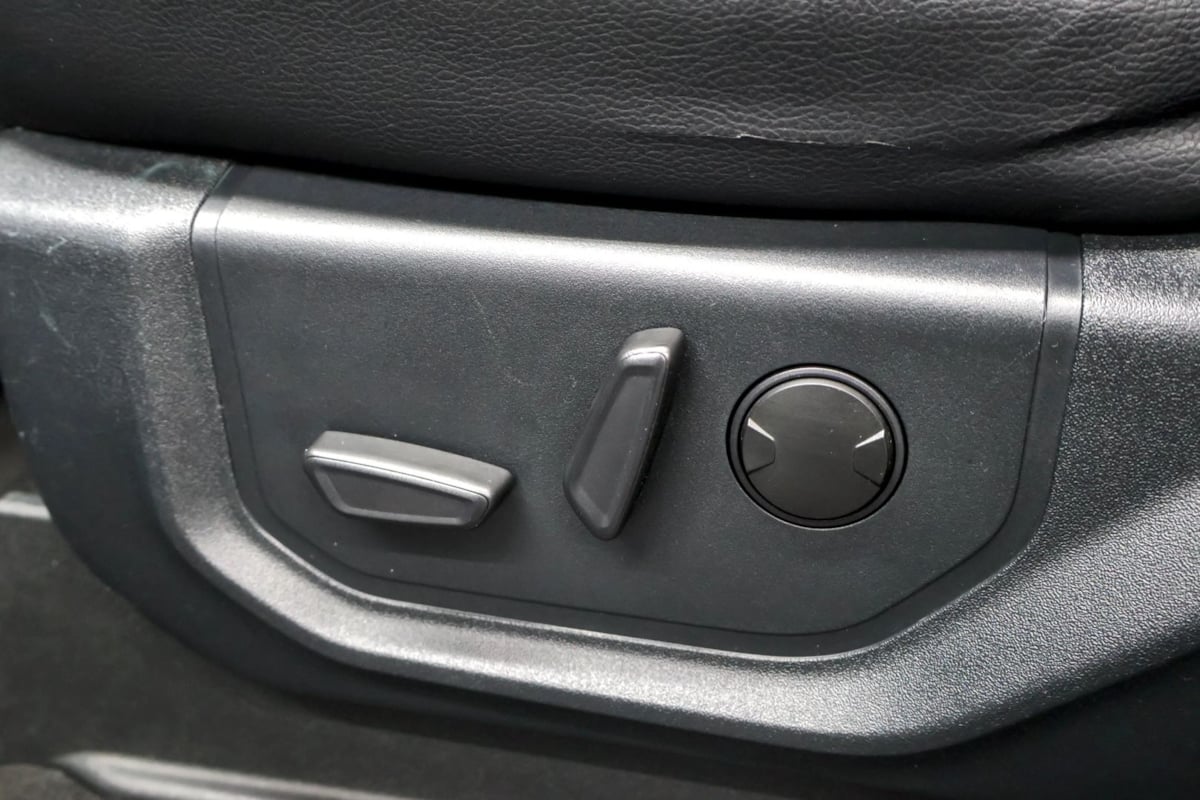 Ford Expedition MAX photo 36