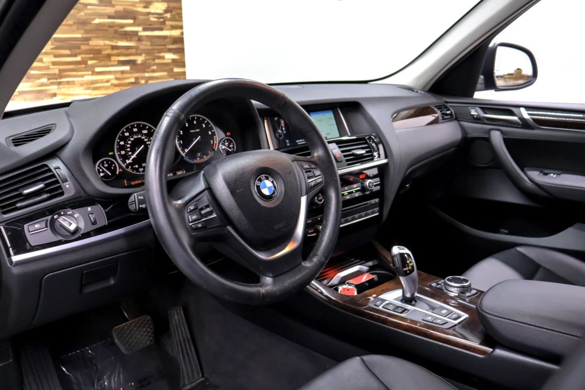Photo 10 of this BMW X3